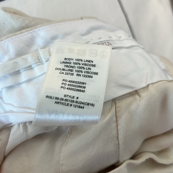 ARIITZIA - The Effortless Short™ Linen Mid-Thigh - Picture 5 of 8